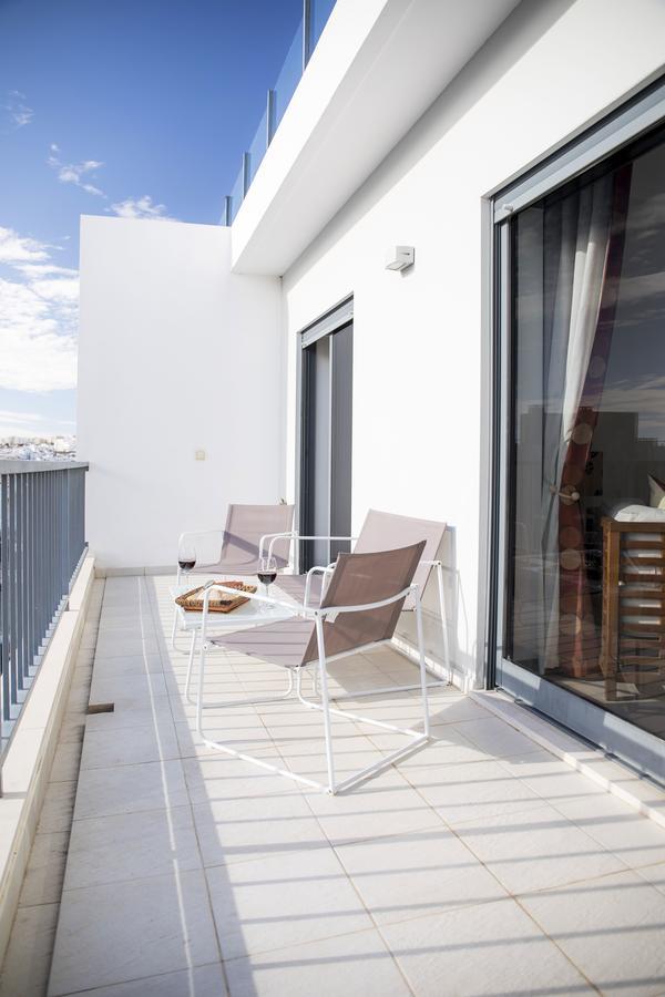 B04 - Luxury 2 Bed W Terrace Pool Apartment Lagos Ngoại thất bức ảnh