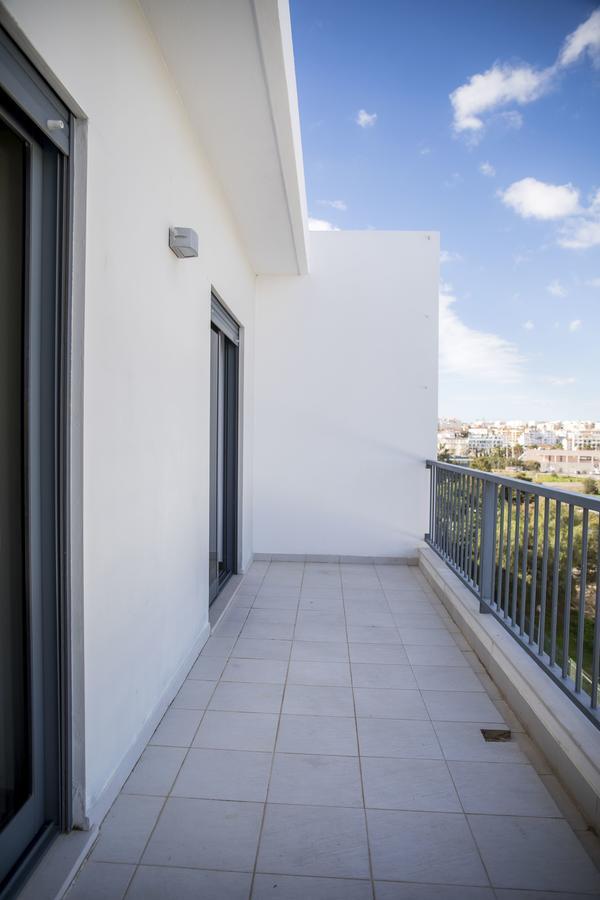 B04 - Luxury 2 Bed W Terrace Pool Apartment Lagos Ngoại thất bức ảnh