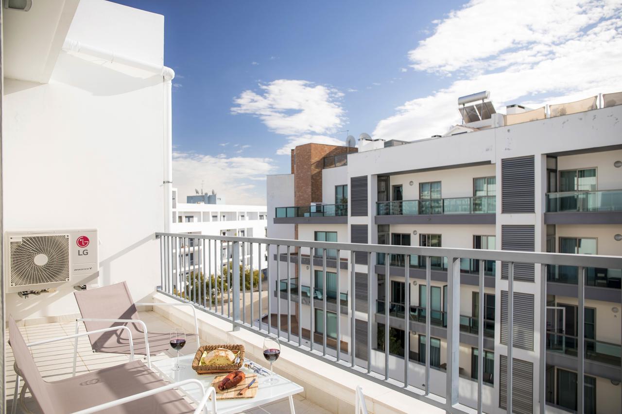 B04 - Luxury 2 Bed W Terrace Pool Apartment Lagos Ngoại thất bức ảnh