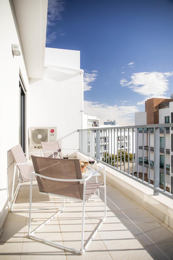 B04 - Luxury 2 Bed W Terrace Pool Apartment Lagos Ngoại thất bức ảnh